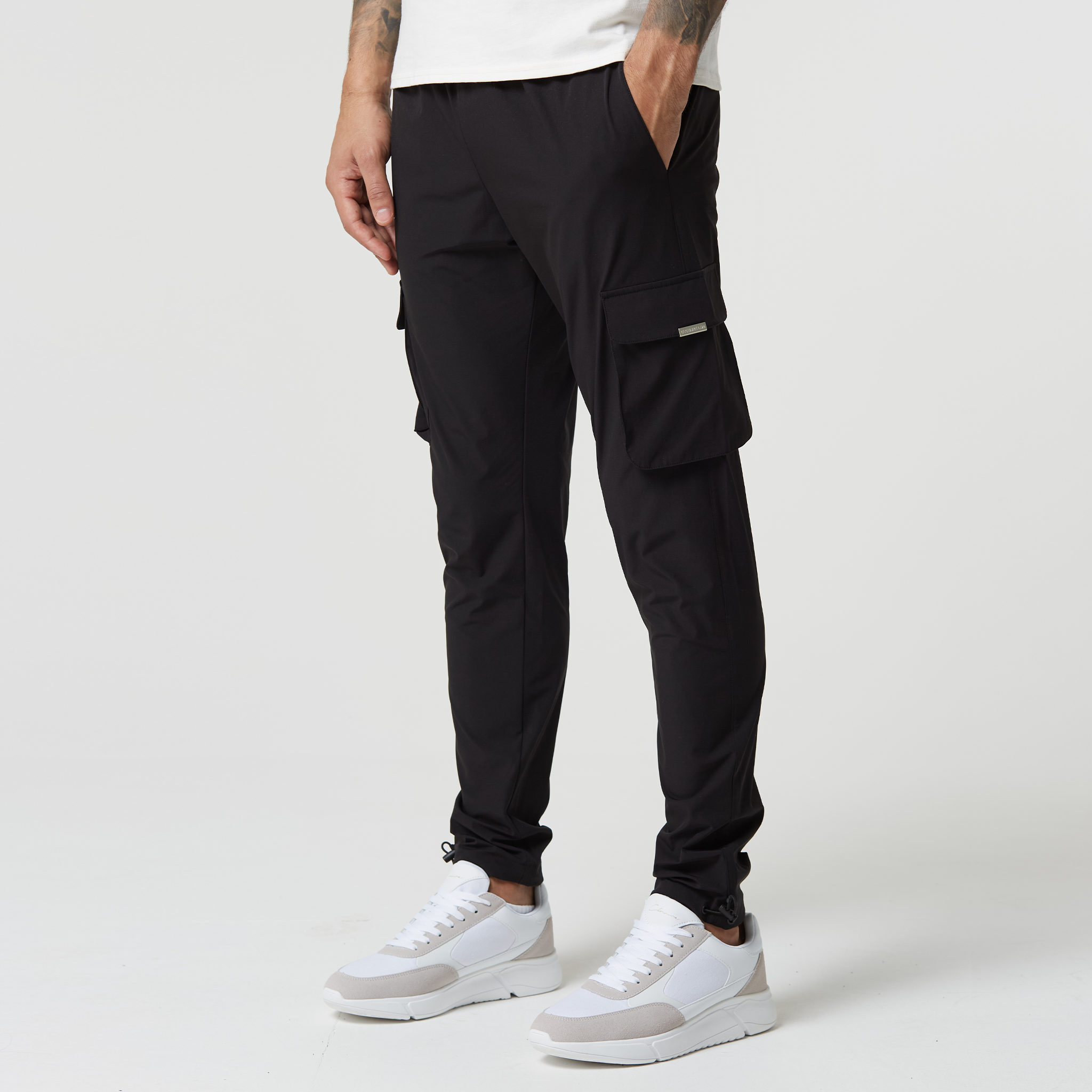 Explore Men s Cargo Pants Sizes XS to XXL Closure London